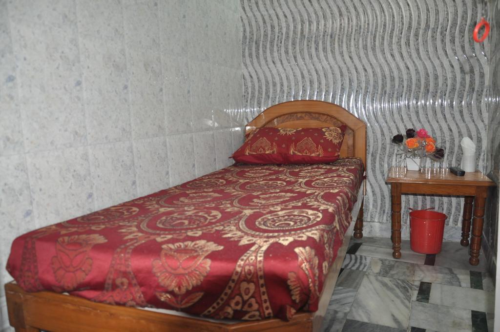 Hotel Pari Jalandhar Ngoại thất bức ảnh